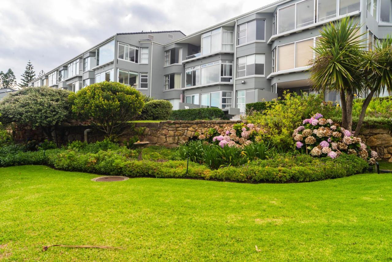 Bayview 208 Apartment Hermanus Bagian luar foto