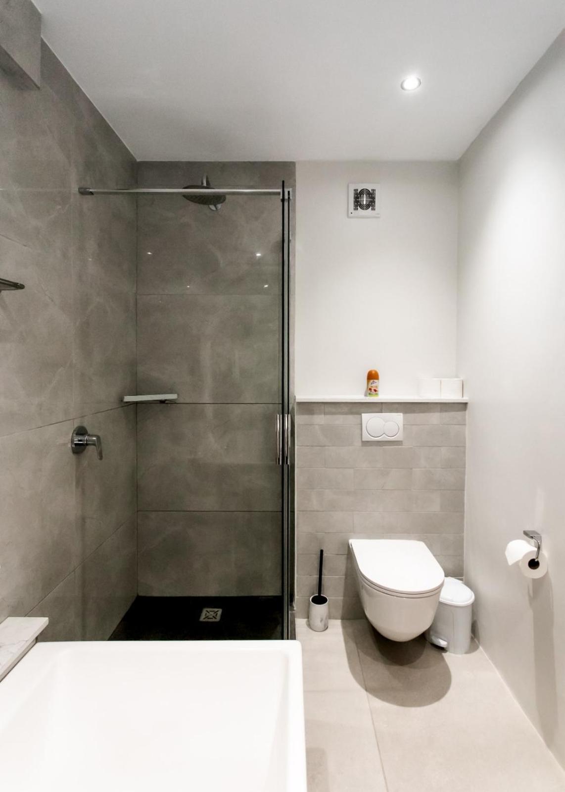 Bayview 208 Apartment Hermanus Bagian luar foto