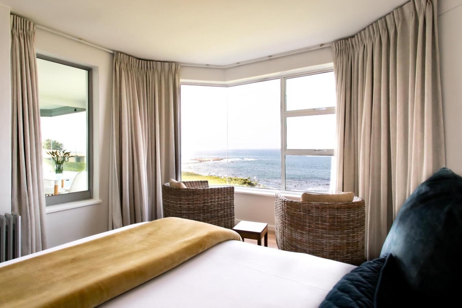 Bayview 208 Apartment Hermanus Bagian luar foto