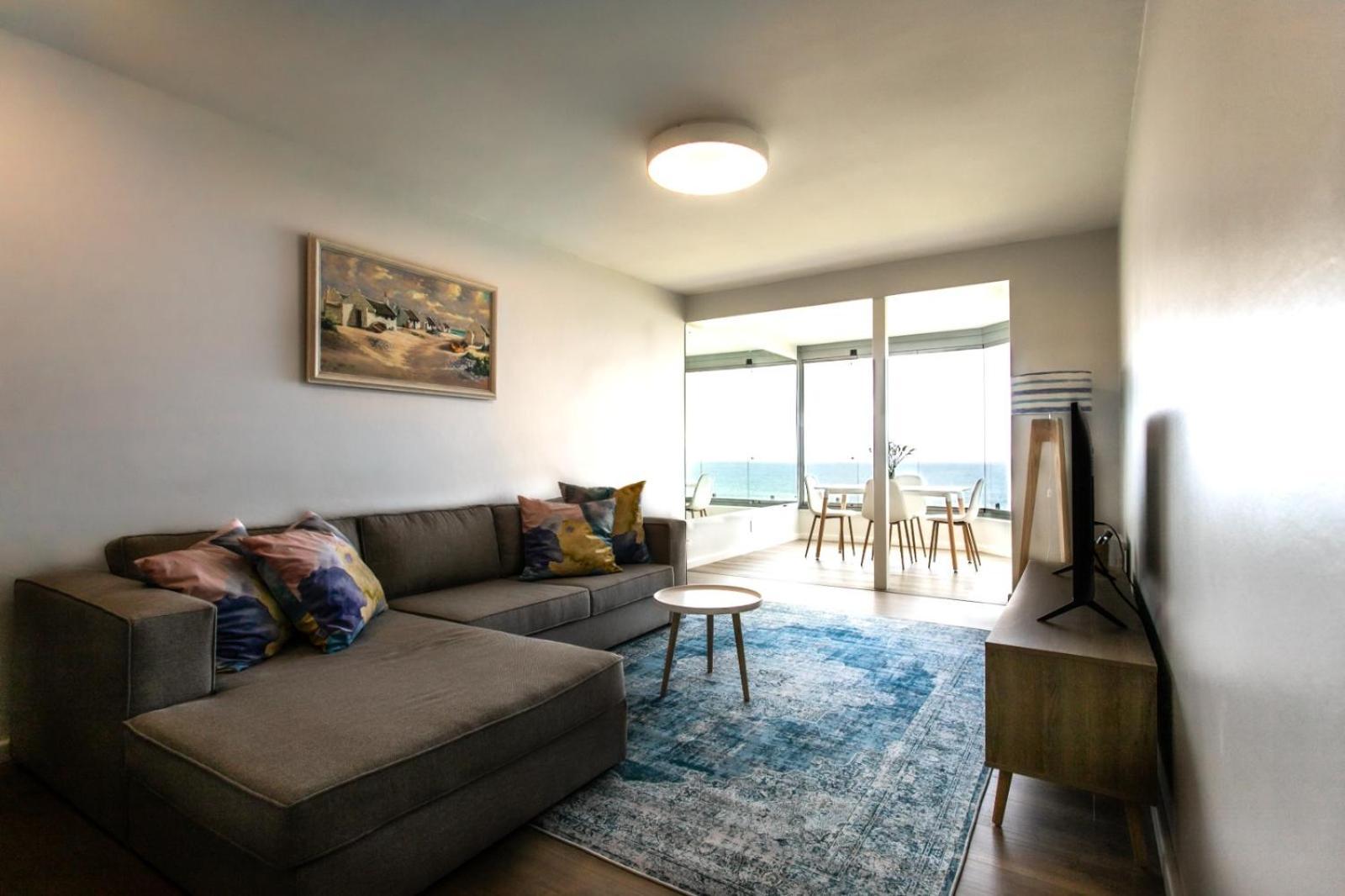 Bayview 208 Apartment Hermanus Bagian luar foto